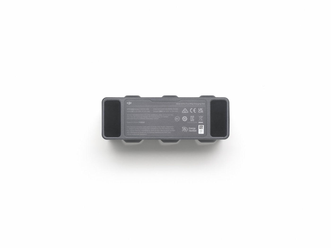 DJI Mavic 4 Pro nabíjecí stanice na tří baterie