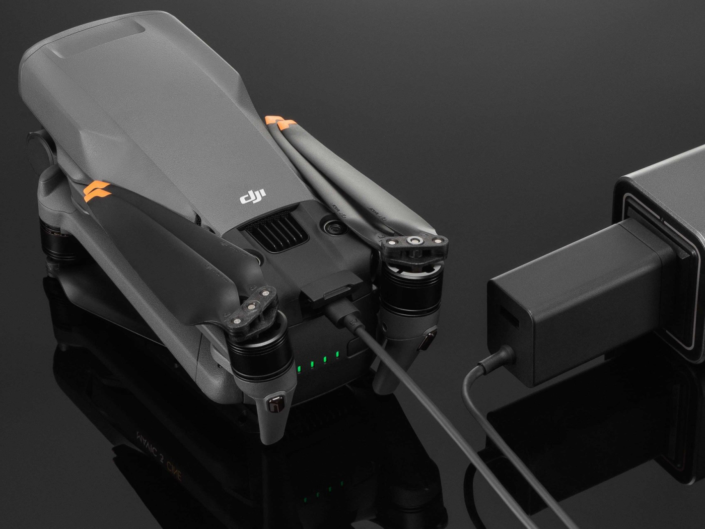 Přenosná nabíječka DJI 65W (EU)