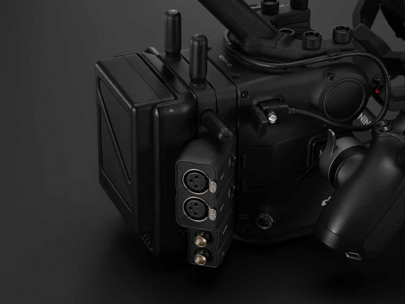 DJI Ronin 4D Expansion Plate (SDI/XLR/TC)