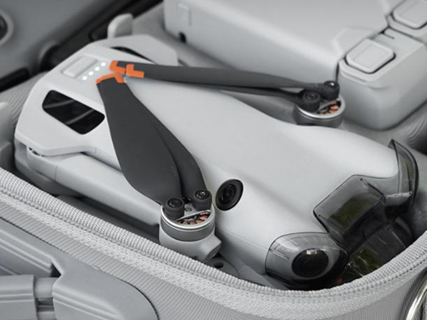 Kryt kamery a předních senzorů na dron DJI Mini 4 Pro