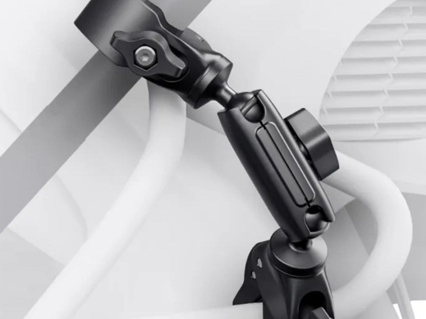 Insta360 podpůrný držák selfie tyče na motorce