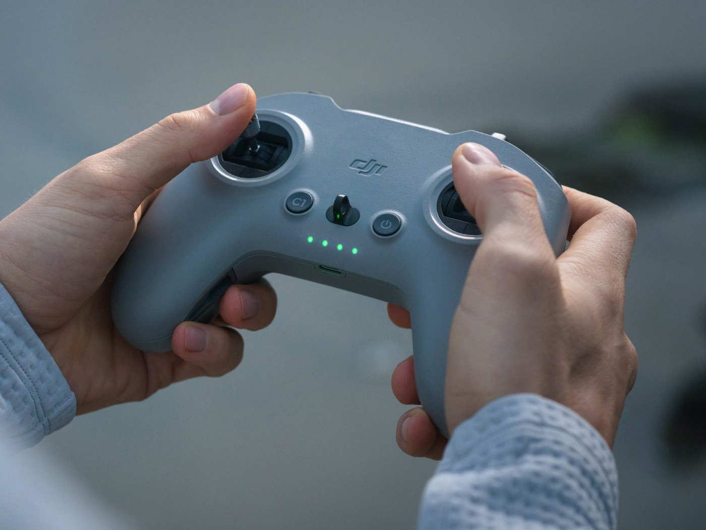 Dálkový ovladač DJI FPV Remote Controller 3 k závodnímu dronu