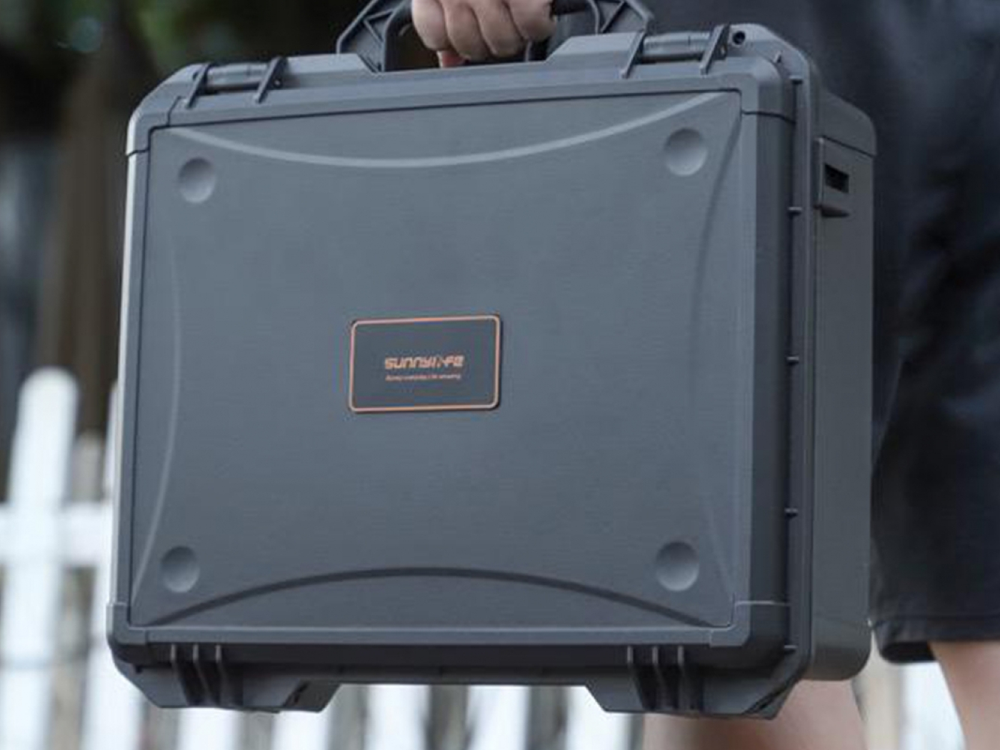 Vodotěsný bezpečnostní kufr s popruhem pro DJI Mavic 4 Pro