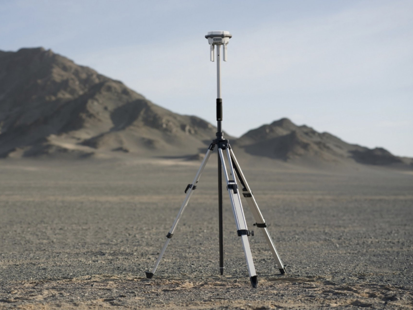D-RTK 3 měřická tyč + Tripod
