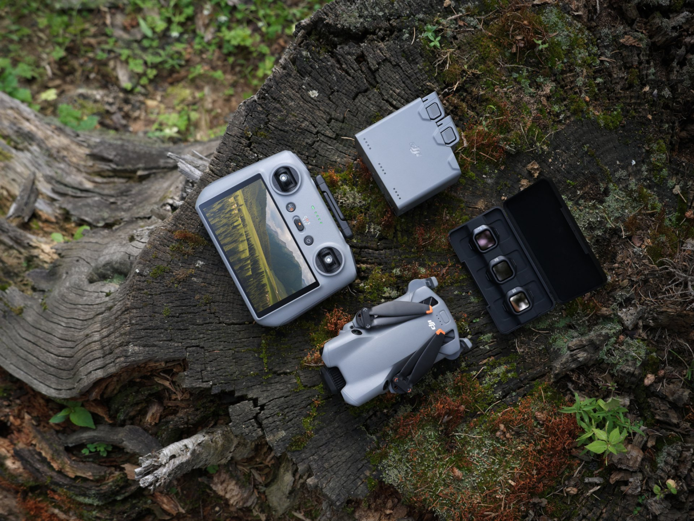 Dron DJI Mini 5 Pro Fly More Combo s DJI RC2 life