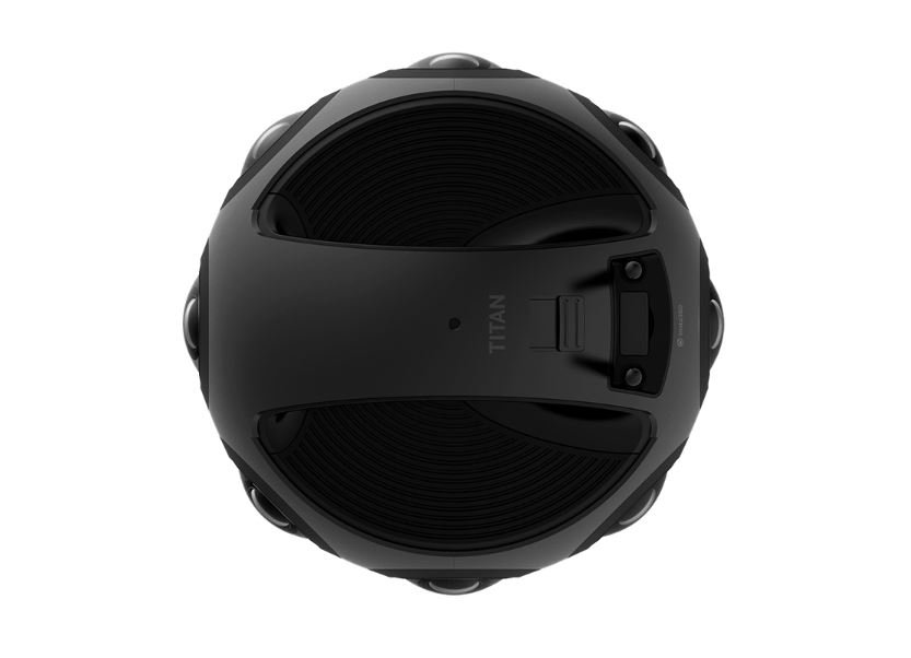 VR kamera Insta360 Titan shora 
