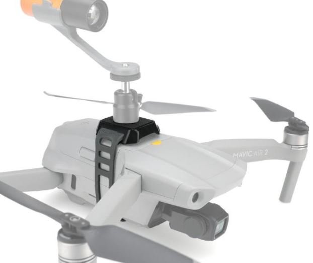 Univerzální adaptér pro připevnění akční kamery na dron 