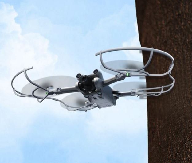 Ochranné oblouky na dron DJI Mini 3 Pro při letu