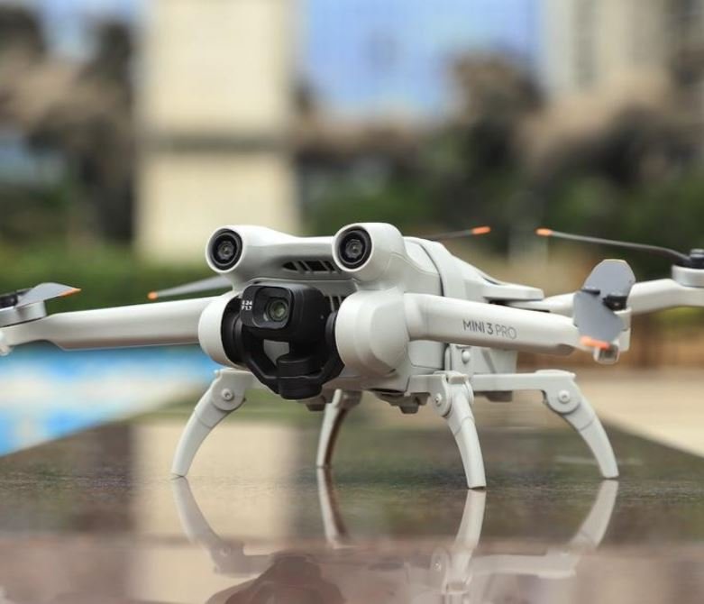 Skládací podvozek na dron DJI Mini 3 Pro z strany