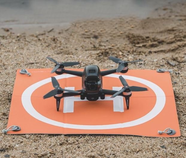 Přistávací plocha pro drony (50cm) na písku