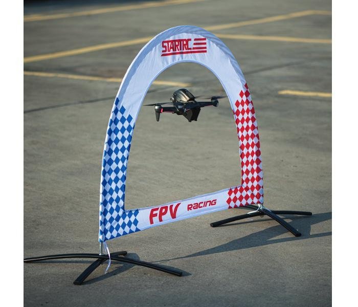 Závodní brána pro FPV drony (typ 1) ze strany