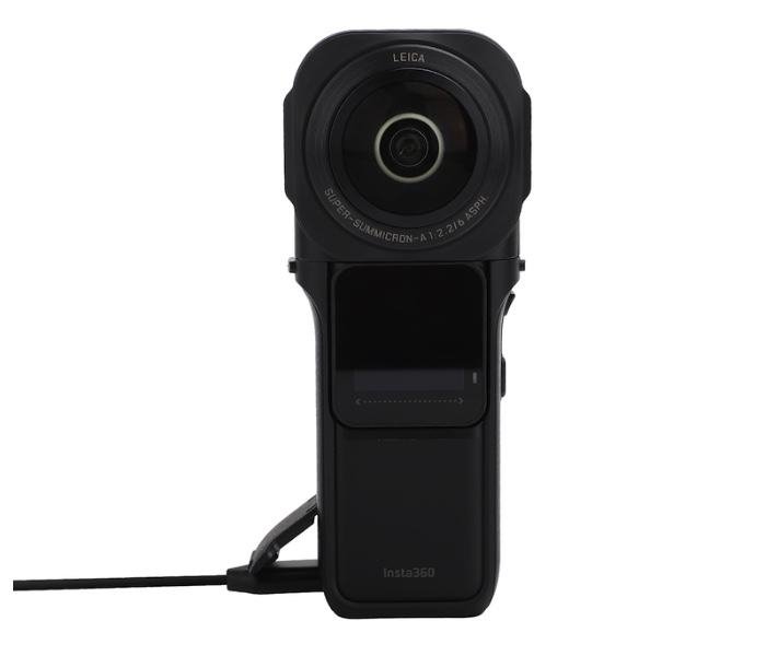 Externí mikrofon pro kameru Insta360 ONE RS 1-inch - připojení