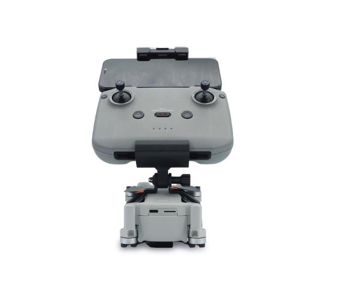 Rukojeť pro ruční natáčení s dronem DJI Mini 3 nasazená