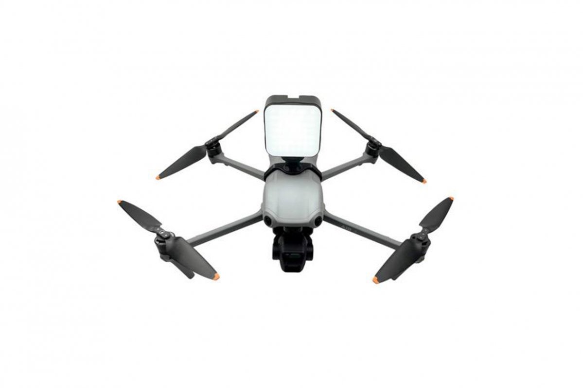 Adaptér pro připojení akční kamery na dron DJI Air 3 se světlem