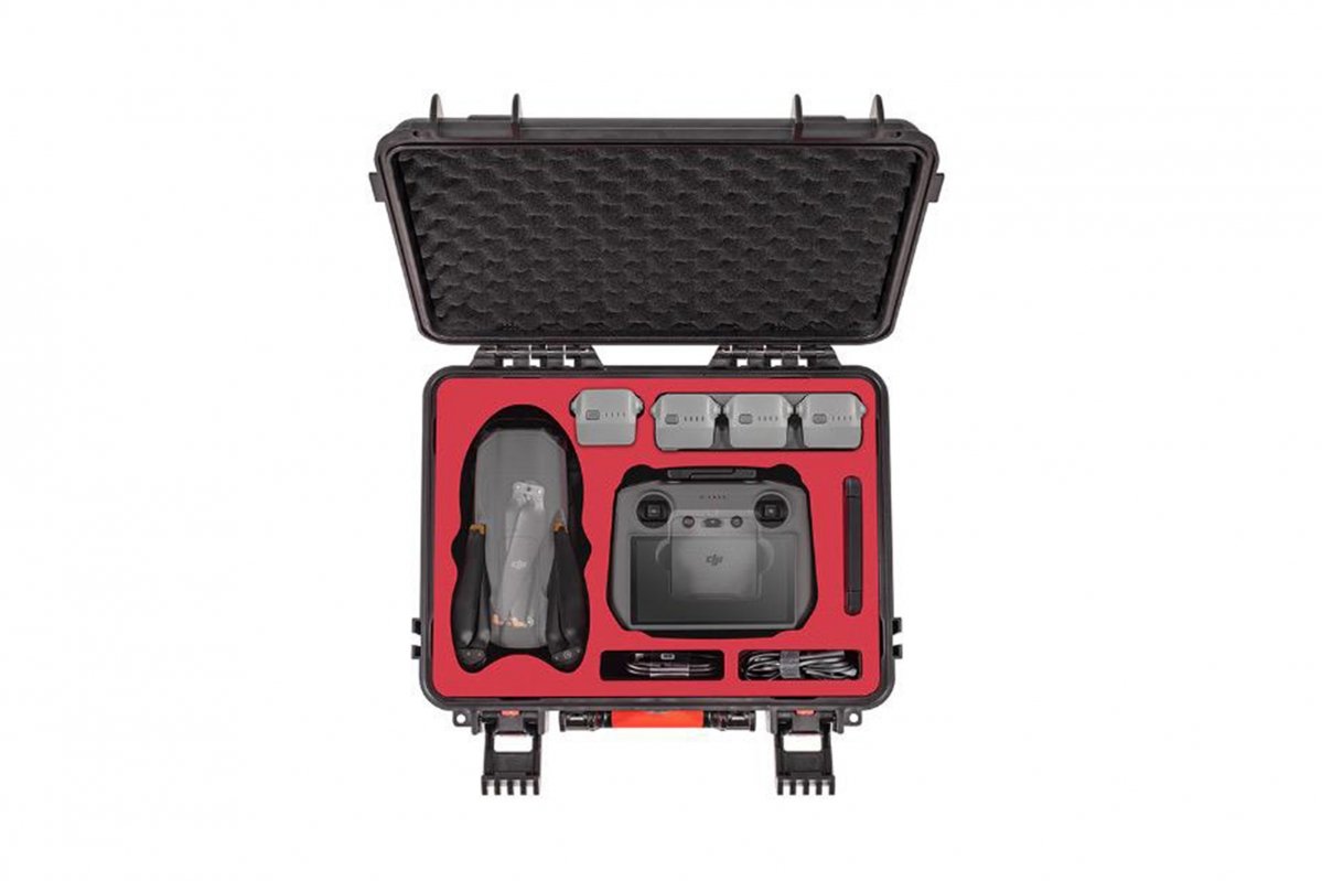 Černý voděodolný kufr na dron DJI Air 3 shora
