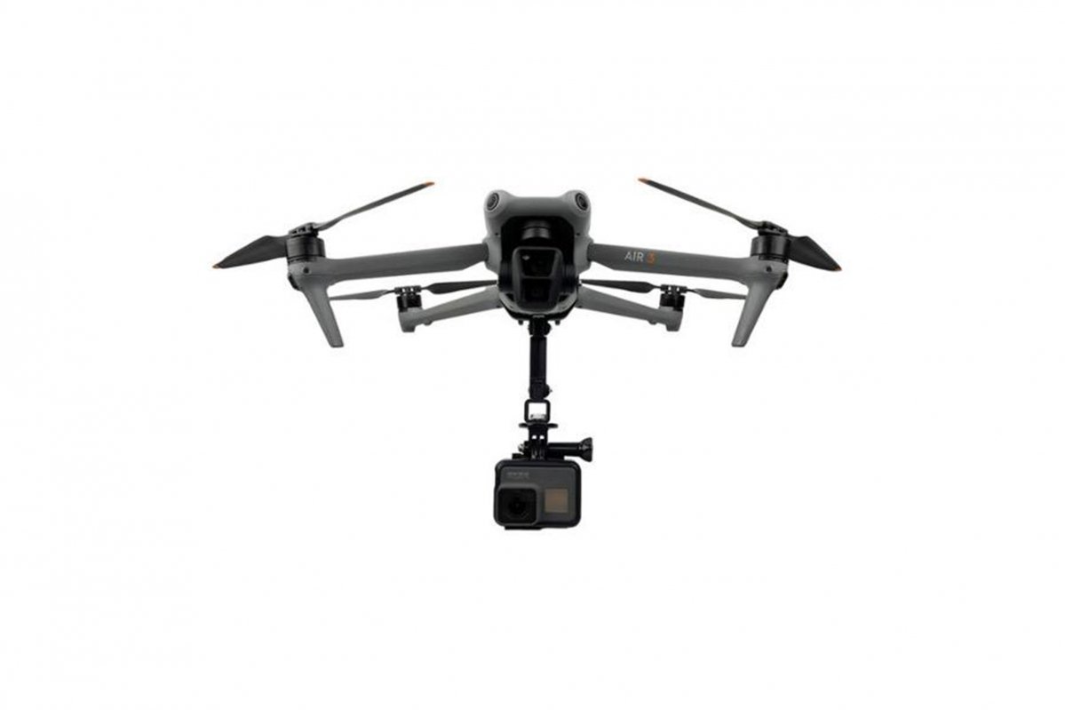Horní a spodní adaptér na akční kameru na dron DJI Air 3 zepředu
