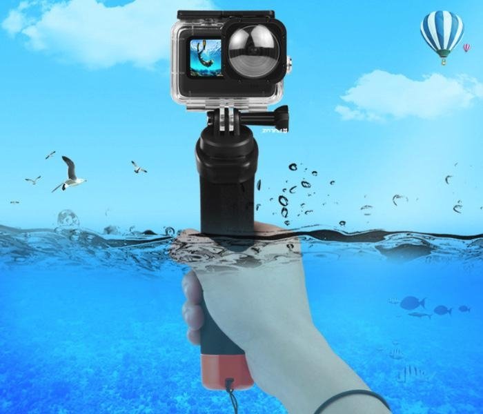 Rukojeť s poutkem na akční kameru ve vodě