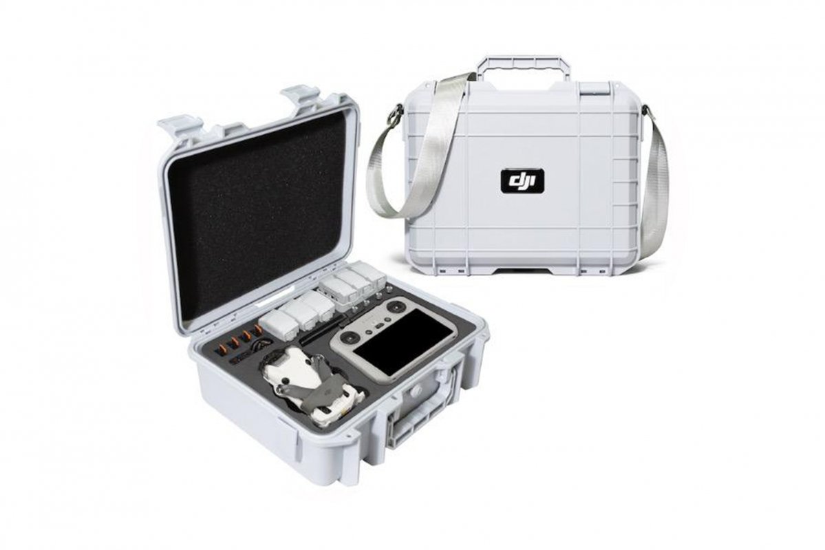 Bílý odolný kufr na dron DJI Mini 4 Pro ze strany