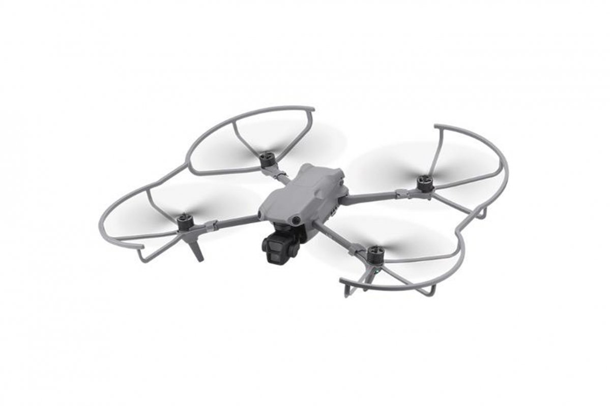 Ochranné oblouky na dron DJI Air 3 nasazený