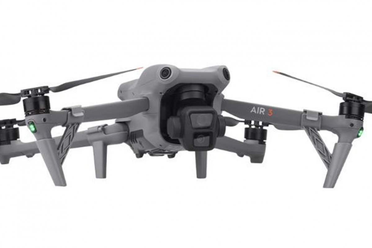 Zvýšený přistávací podvozek na dron DJI Air 3 zepředu