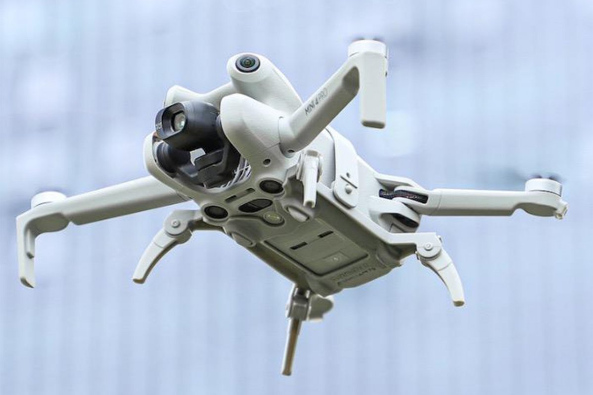 Skládací podvozek na dron DJI Mini 4 Pro ze spoda