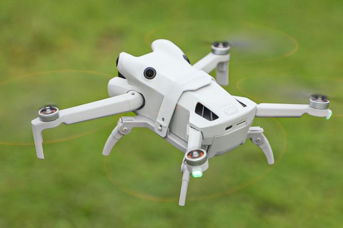Skládací podvozek na dron DJI Mini 4 Pro shora