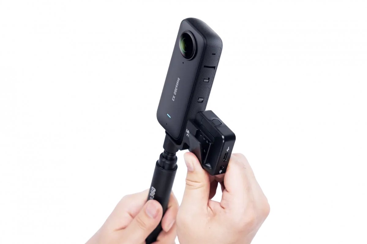 Adaptér pro připevnění RØDE Wireless GO ke kameře Insta360 X2 nasazebí