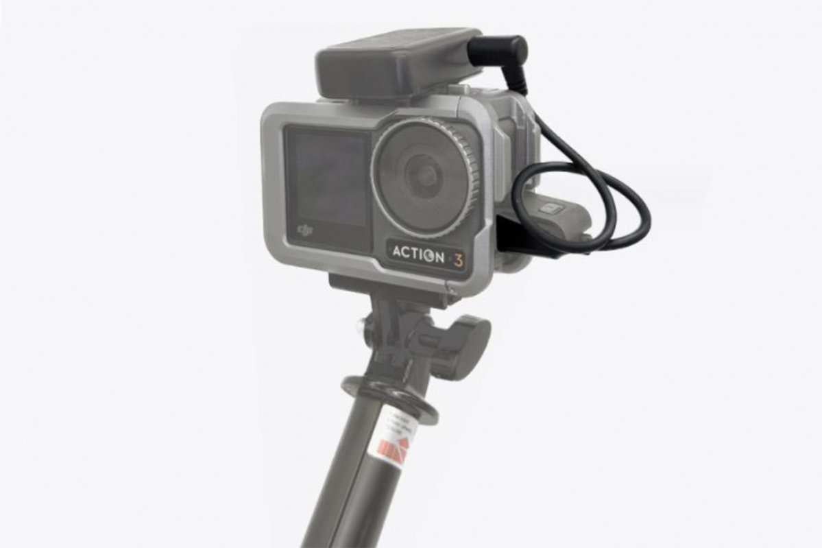 Audio adaptér ke kameře DJI Osmo Action nasazený