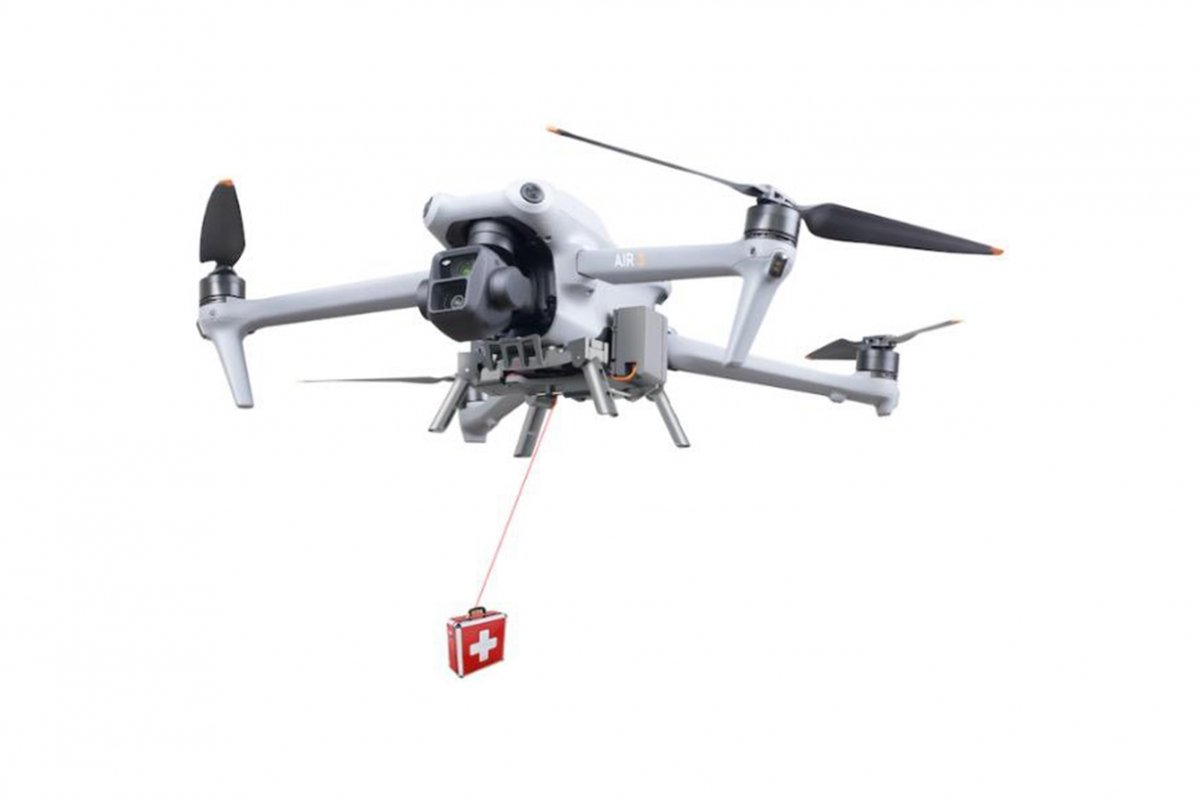 Air Dropping System s přistávacím podvozkem na dron DJI Air 3 v praxi