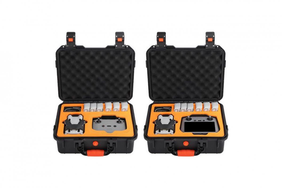Černý voděodolný kufr na dron DJI Mini 4 Pro vnitřek