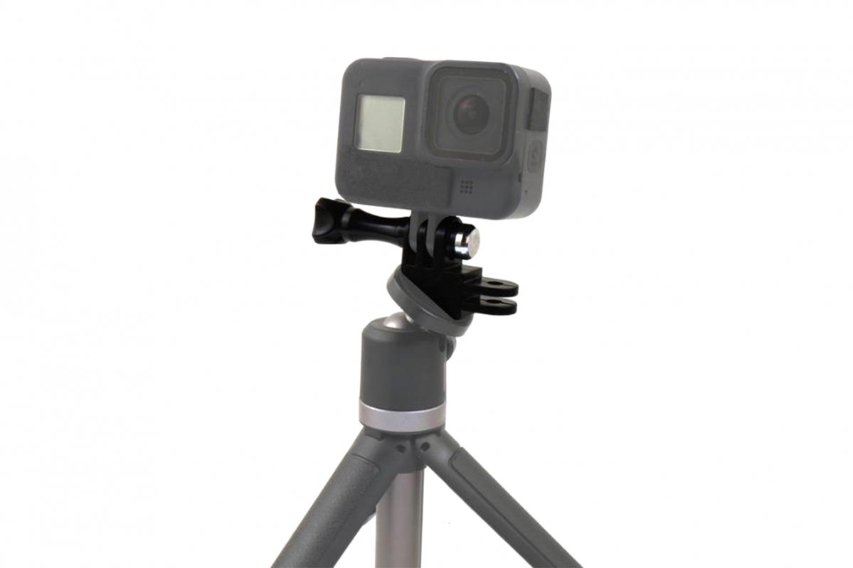 Víceúhlový adaptér pro akční kamery ze strany