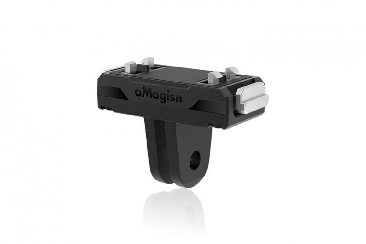 Rychloupínací magnetický držák na kameru Insta360 Ace Pro ze strany