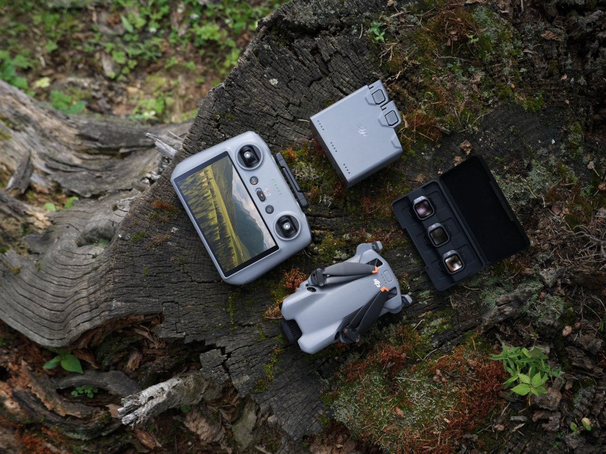 Dron DJI Mini 5 Pro Fly More Combo s DJI RC2 life