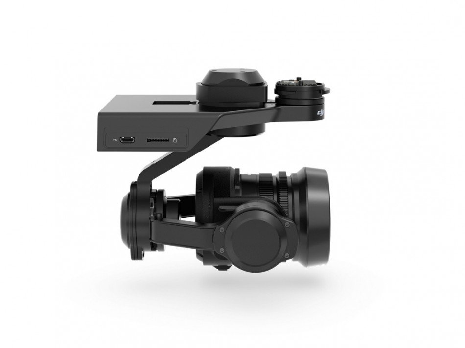 DJI Zenmuse X5R kamera z profilu