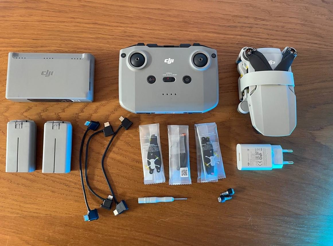 $images[0]->getAlt($mutation)}