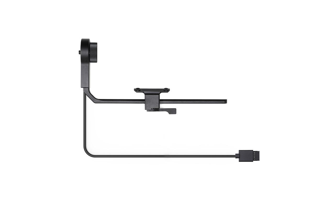 $images[0]->getAlt($mutation)}