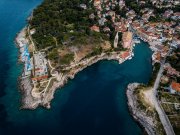 Small port drone photography
